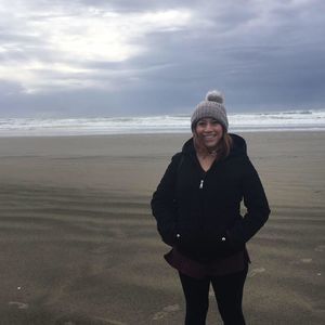 Meet your Posher, Danielle